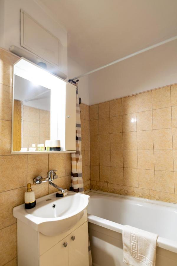 Apartament Centru - Cec Leilighet Craiova Eksteriør bilde